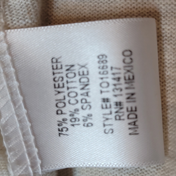 ALYA SHORT SLEEVE DOUBLE RUFFLE TIERED PULLOVER TOP - Picture 11 of 12